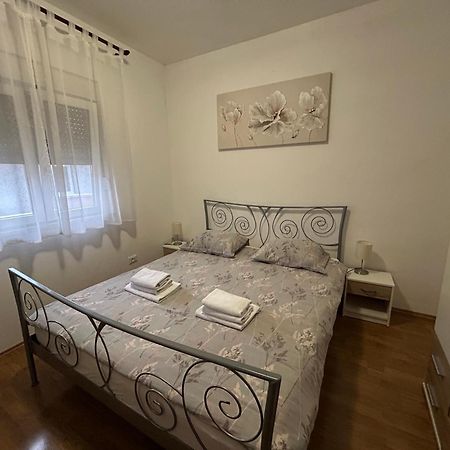 Apartman Petra Kastela Luaran gambar
